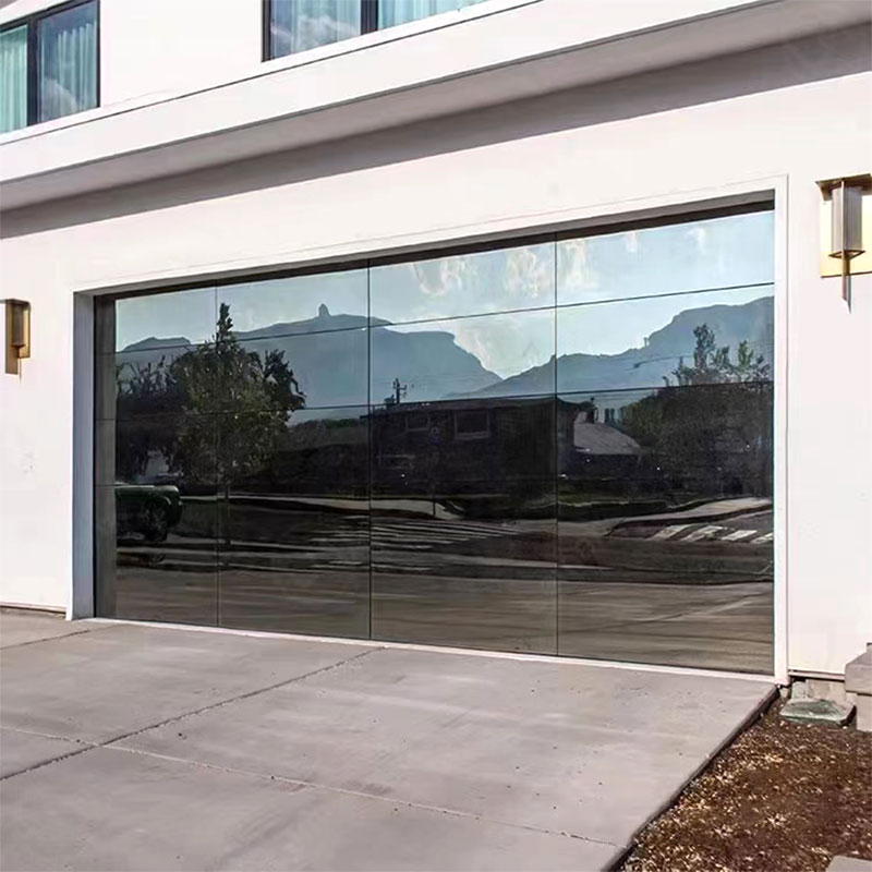 New style metal garage doors in China.
