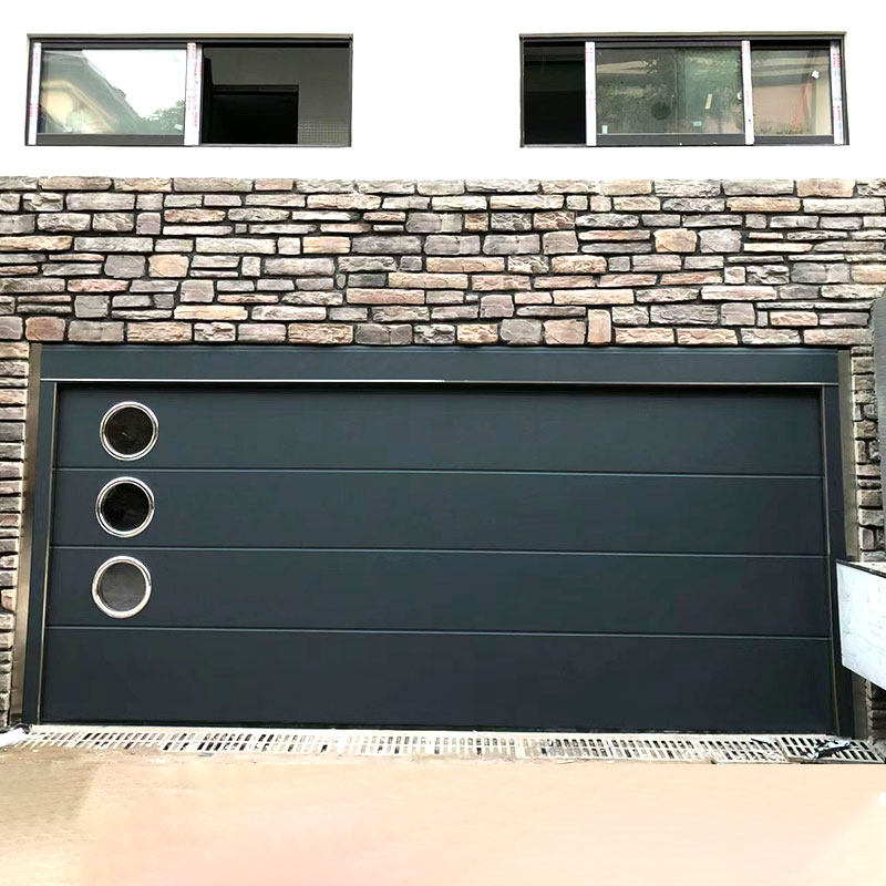 Modern Flat Aluminum Plate Garage Doors